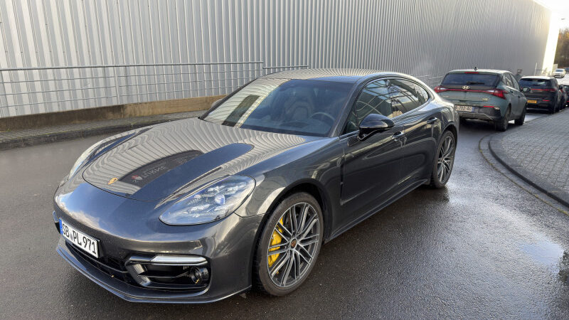 Porsche Panamera Turbo S E-Hybrid