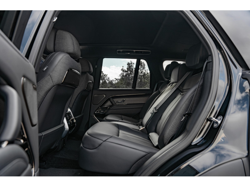 Land-Rover Range Rover SWB P530 SV AWD Auto. 23MY – Image 14