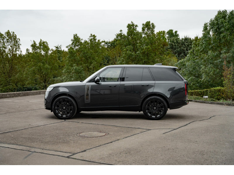 Land-Rover Range Rover SWB P530 SV AWD Auto. 23MY – Image 2