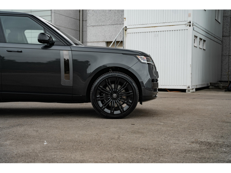 Land-Rover Range Rover SWB P530 SV AWD Auto. 23MY – Image 4