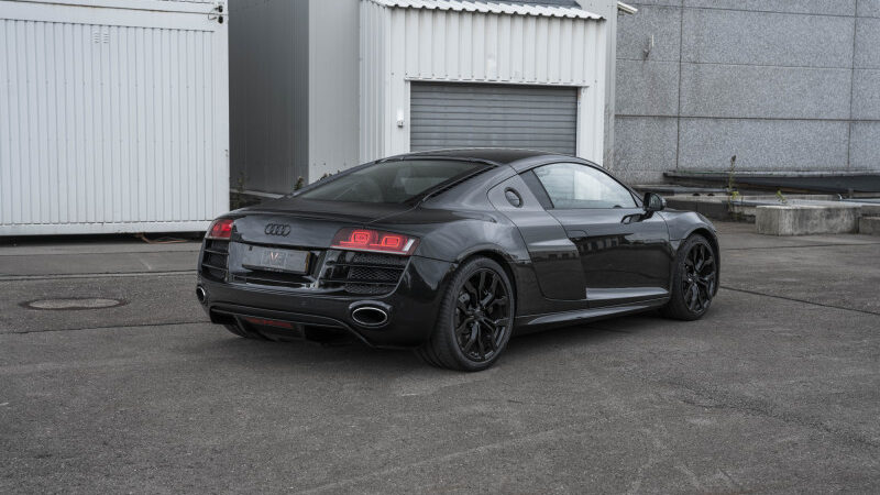 Audi R8 Coupe 5.2 FSI quattro