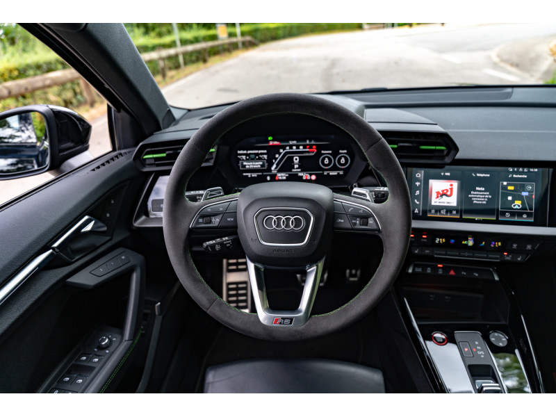 Audi RS3 Sportback 2.5 TFSI S Tronic - Matrix Led - Freins céramiques -Toit pano - B&O – Image 11