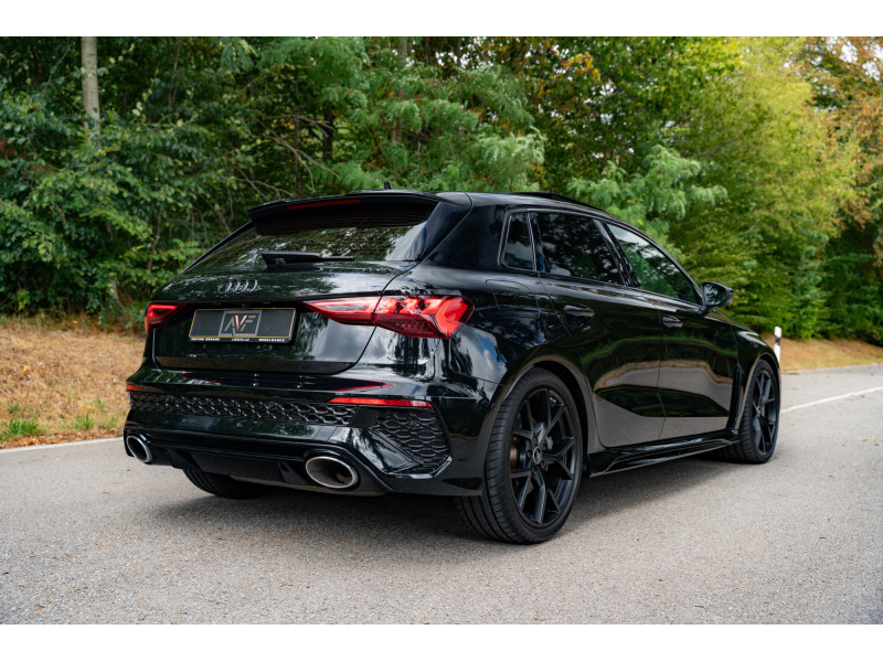 Audi RS3 Sportback 2.5 TFSI S Tronic - Matrix Led - Freins céramiques -Toit pano - B&O – Image 5