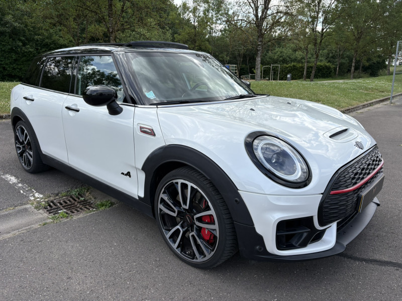 MINI John Cooper Works Clubman ALL4 - Edition Premium Plus - Toit ouvrant panoramique - Harman Kardon – Image 5