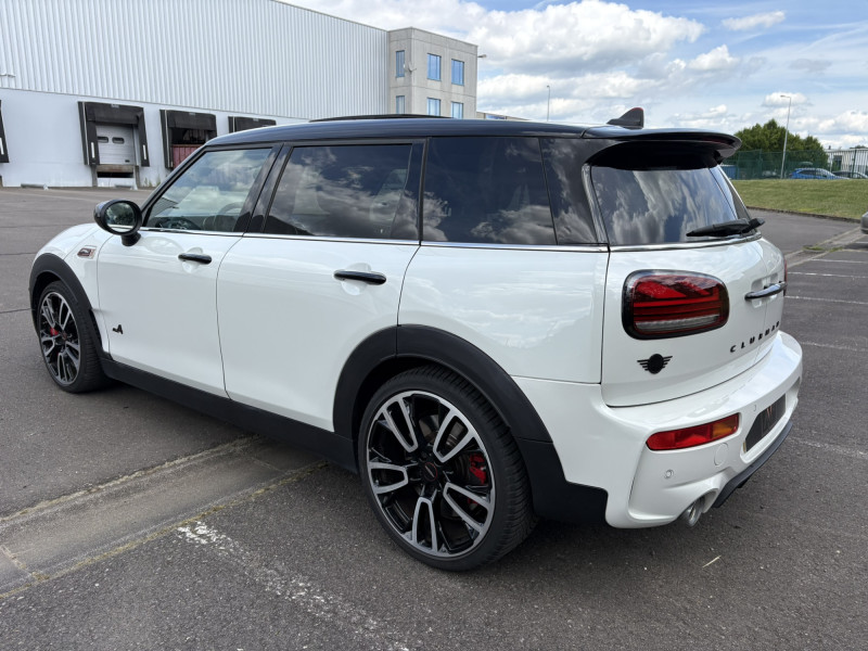 MINI John Cooper Works Clubman ALL4 - Edition Premium Plus - Toit ouvrant panoramique - Harman Kardon – Image 2