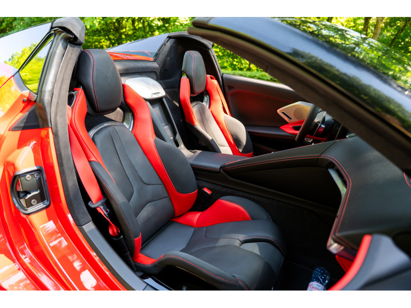 Corvette C8 Stingray Cabriolet 3LT - Lift - Magnetic Ride - Competition Seat - Carbon Flash – Image 13