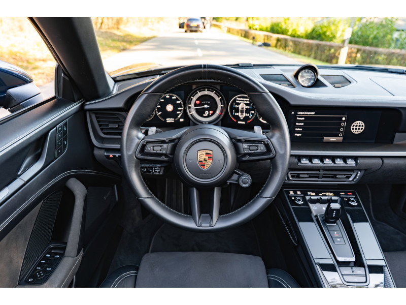 Porsche 992 911 Carrera 4 GTS Cabriolet - Sport Chrono -Rear-wheel steering - BOSE Surround – Image 9