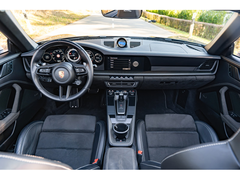 Porsche 992 911 Carrera 4 GTS Cabriolet - Sport Chrono -Rear-wheel steering - BOSE Surround – Image 8