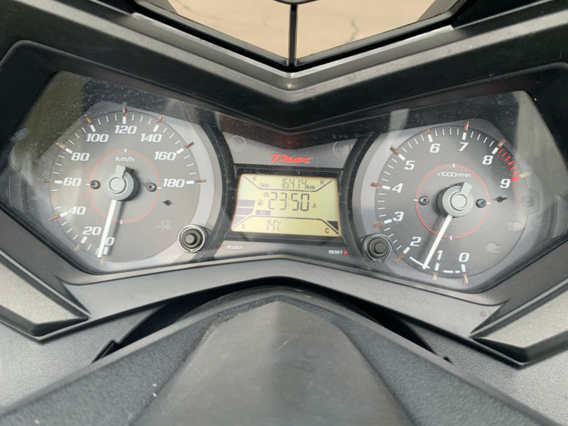 Yamaha TMAX 530 T-Max - ABS - Akrapovic - Selle & Poignées chauffantes – Image 8