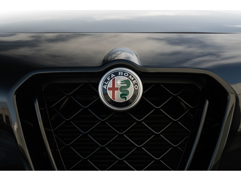 Alfa Romeo Stelvio Quadrifoglio 2.9 Bi-Turbo V6 - Toit ouvrant pano - H&K - Carbone /Céramique – Image 13