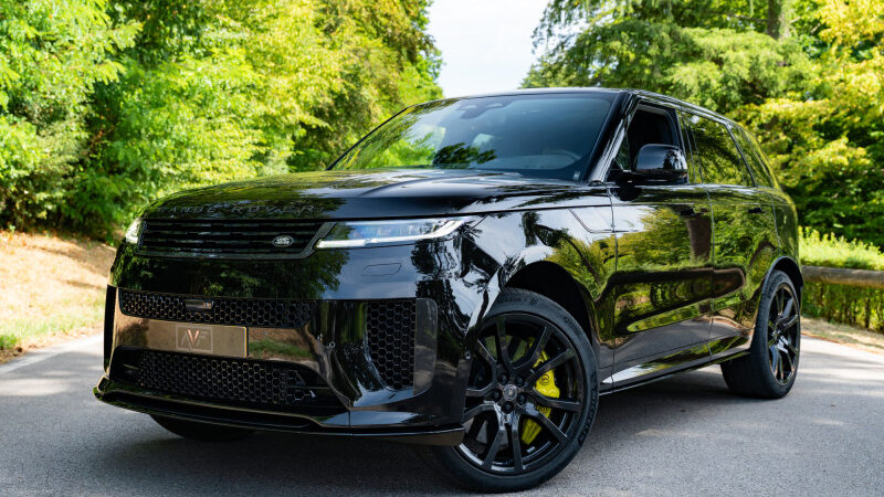 Land-Rover Range Rover Sport SV1 P635 -Full Carbon - Carbon Céramic - Carbon Rim - Panoramic Roof - Méridian signature