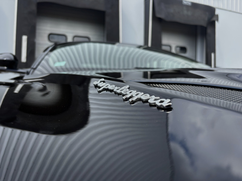 Aston Martin DBS 5.2 V12 725 SUPERLEGGERA – Image 14