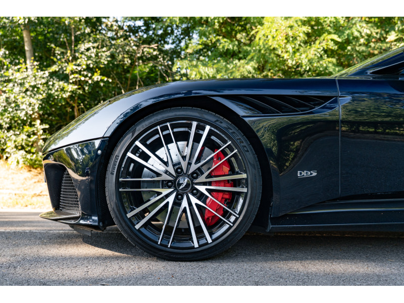 Aston Martin DBS 5.2 V12 725 SUPERLEGGERA – Image 5
