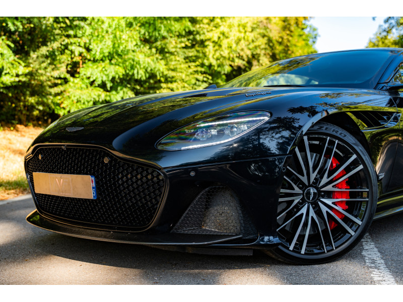 Aston Martin DBS 5.2 V12 725 SUPERLEGGERA – Image 2