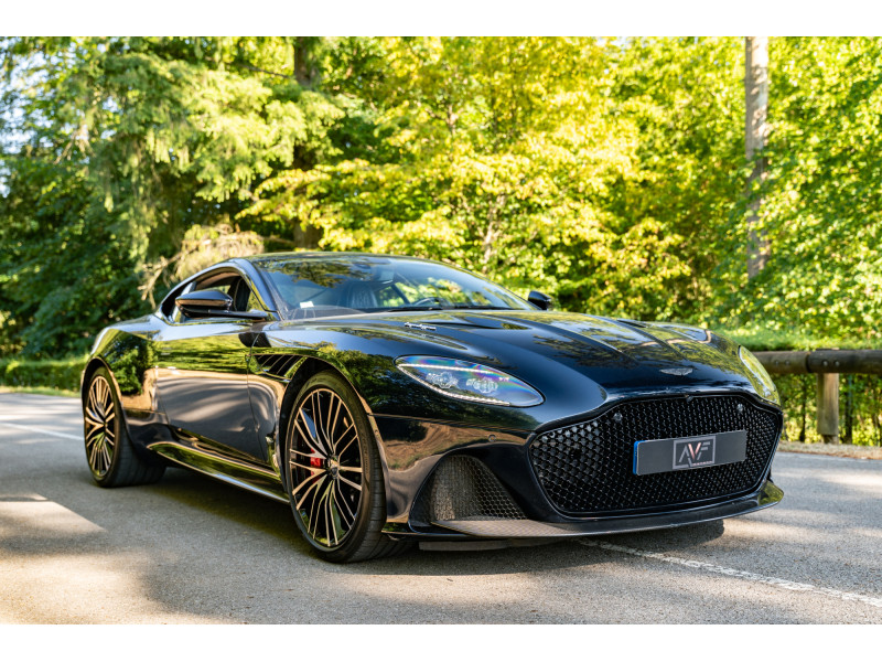 Aston Martin DBS 5.2 V12 725 SUPERLEGGERA – Image 4