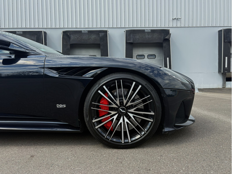 Aston Martin DBS 5.2 V12 725 SUPERLEGGERA – Image 6