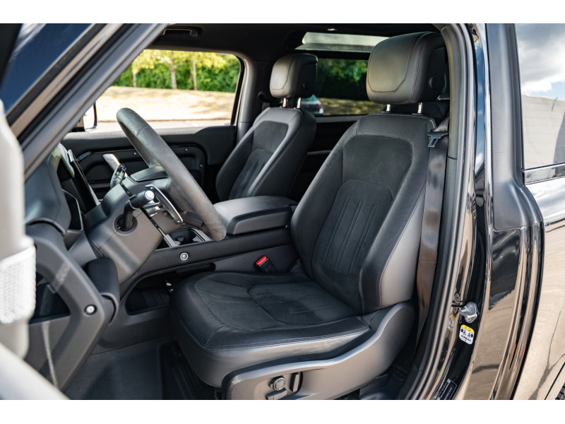 Land-Rover Defender 90 P525 BLACK PACK - V8 SUPERCHARGE – Image 9