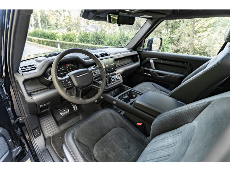 Land-Rover Defender 90 P525 BLACK PACK - V8 SUPERCHARGE – Image 8