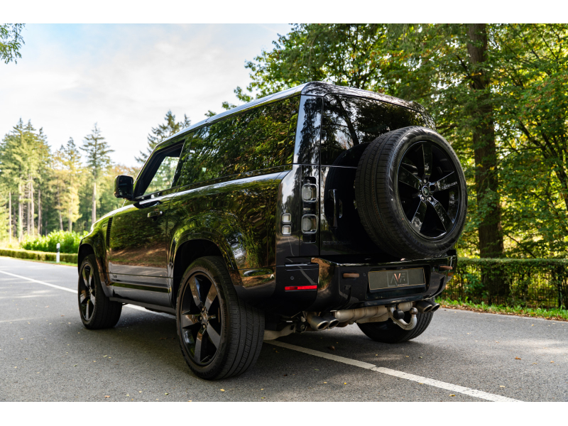 Land-Rover Defender 90 P525 BLACK PACK - V8 SUPERCHARGE – Image 6